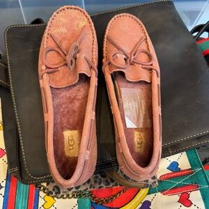 NWOB UGG Alana Shimmer Moccasin Slipper Shoe Dark Sepia Women 6 Lamb Fur Suede